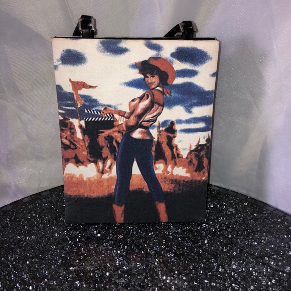 Purse - Picture 3 of 3